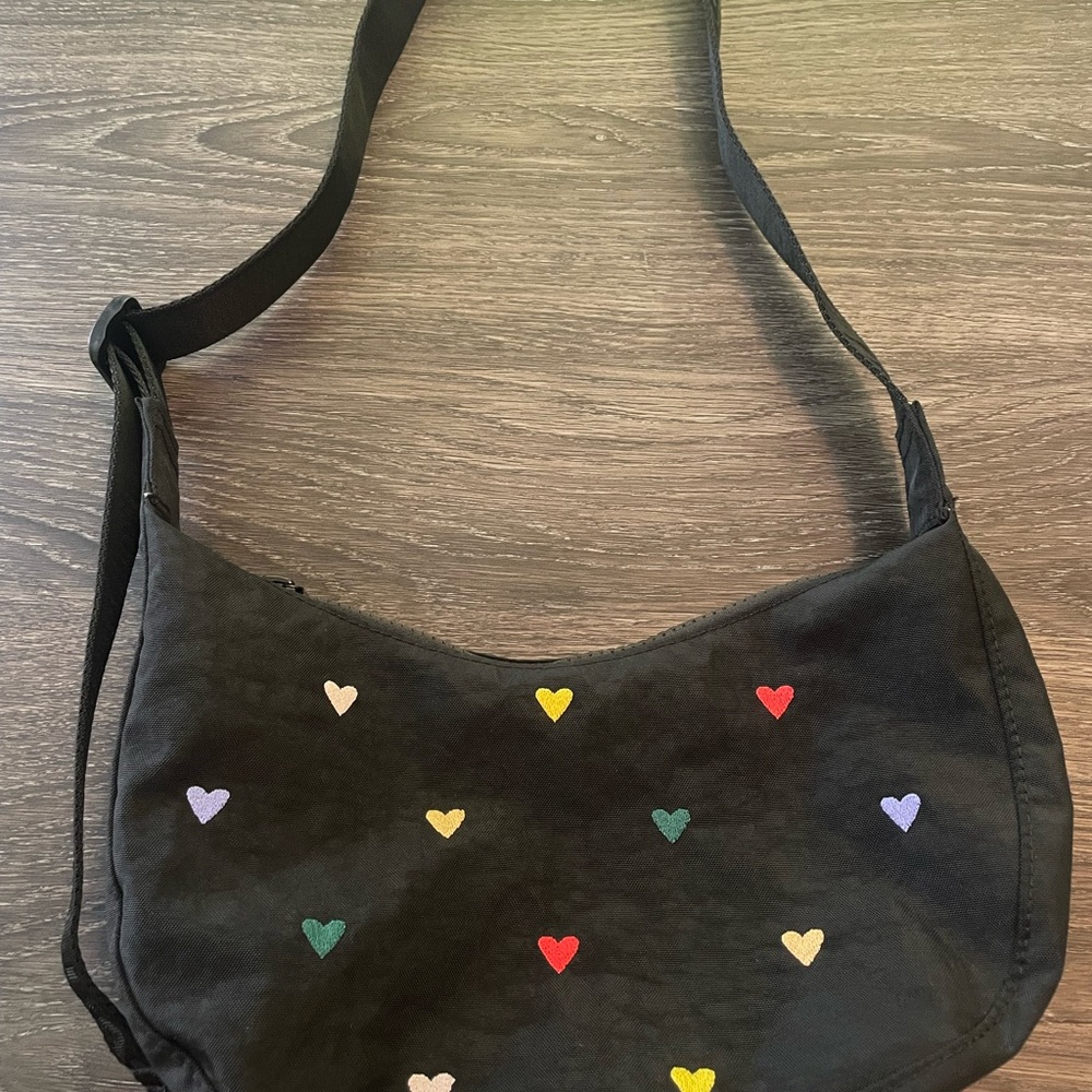 NWT Small Hearts Baggu Crescent Bag
